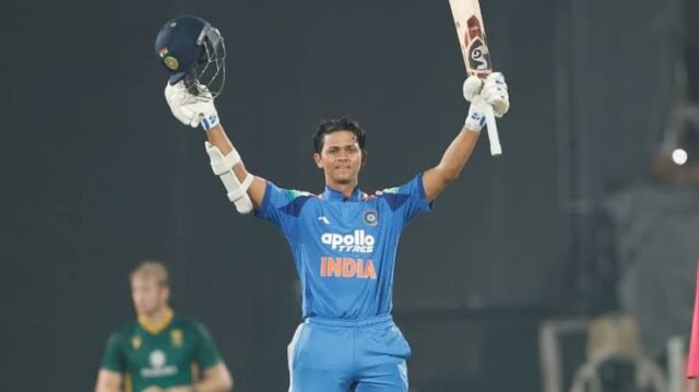 Mohammad Kaif Recommends Yashasvi Jaiswal for No.4 Spot Mohammad Kaif Recommends Yashasvi Jaiswal for No.4 Spot